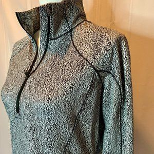 Lululemon Athletica Rush hour 1/2 Zip 10